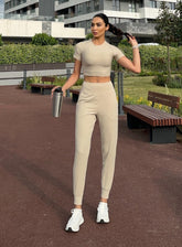 SKADI - Short Sleeves Crop Top - Beige - VECTOR SPORTSWEAR