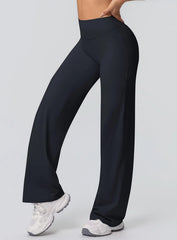 CloudFlow™ Flare Leggings - Black