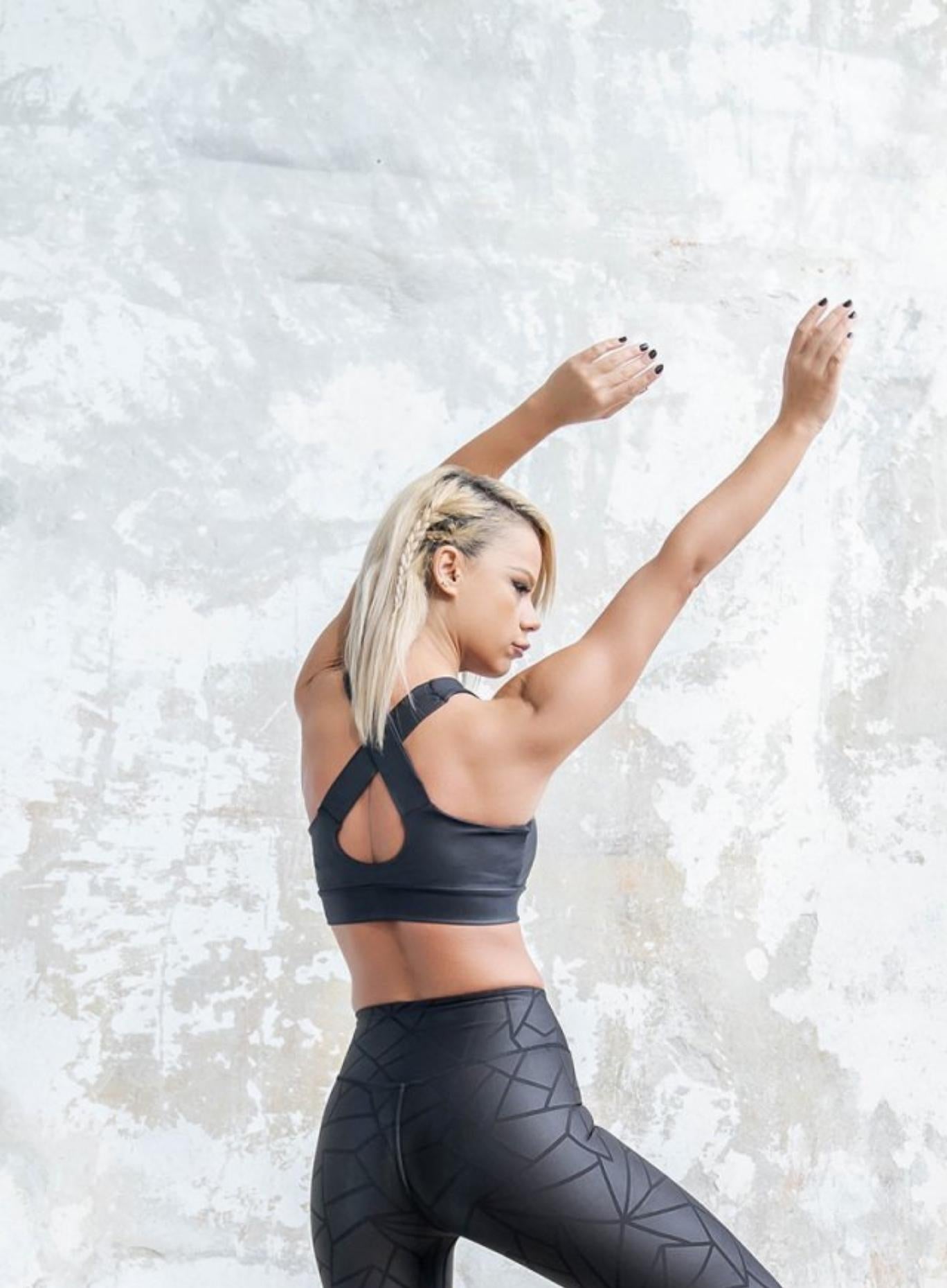 HERA - CHIC CHAPS HELIX SPORTS BRA - BLACK - VECTOR SPORTSWEAR