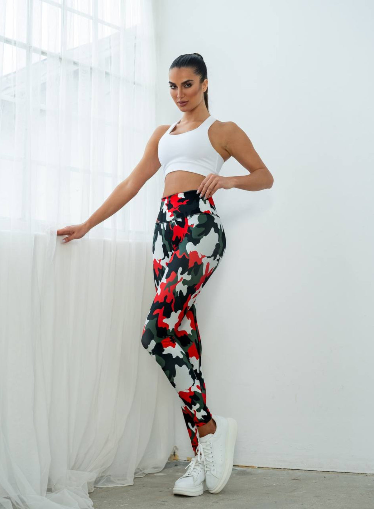 ARTEMES - Vibrant Military Legging