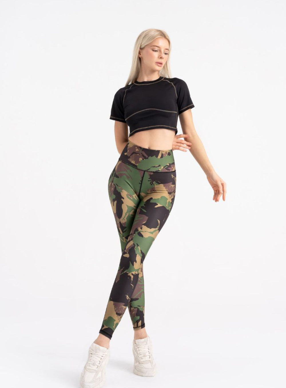 SKADI - Short Sleeves Fiber Crop Top - Black - VECTOR SPORTSWEAR