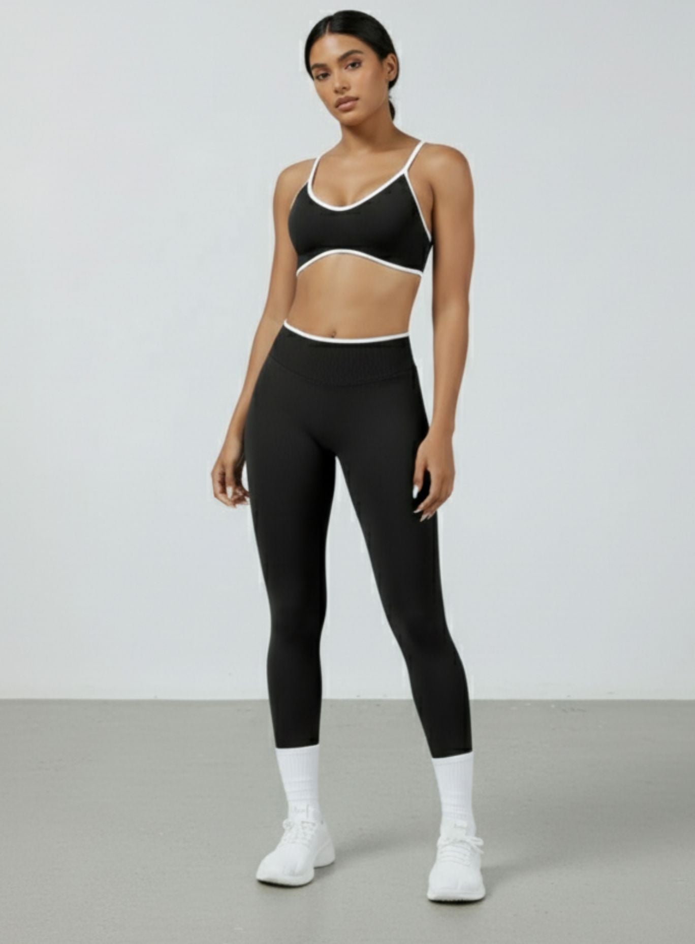 Athletica Sports Bra - Black