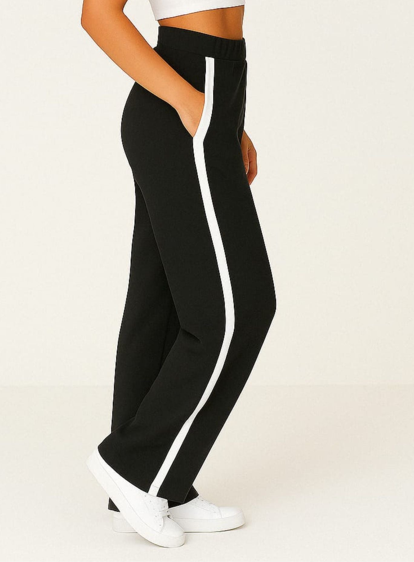 ComfiCore - Wide Leg Lounge Pant - Black Secondary image