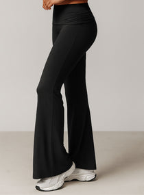 FlowRise - Ruched Waist Legging - Black - VECTOR SPORTSWEAR