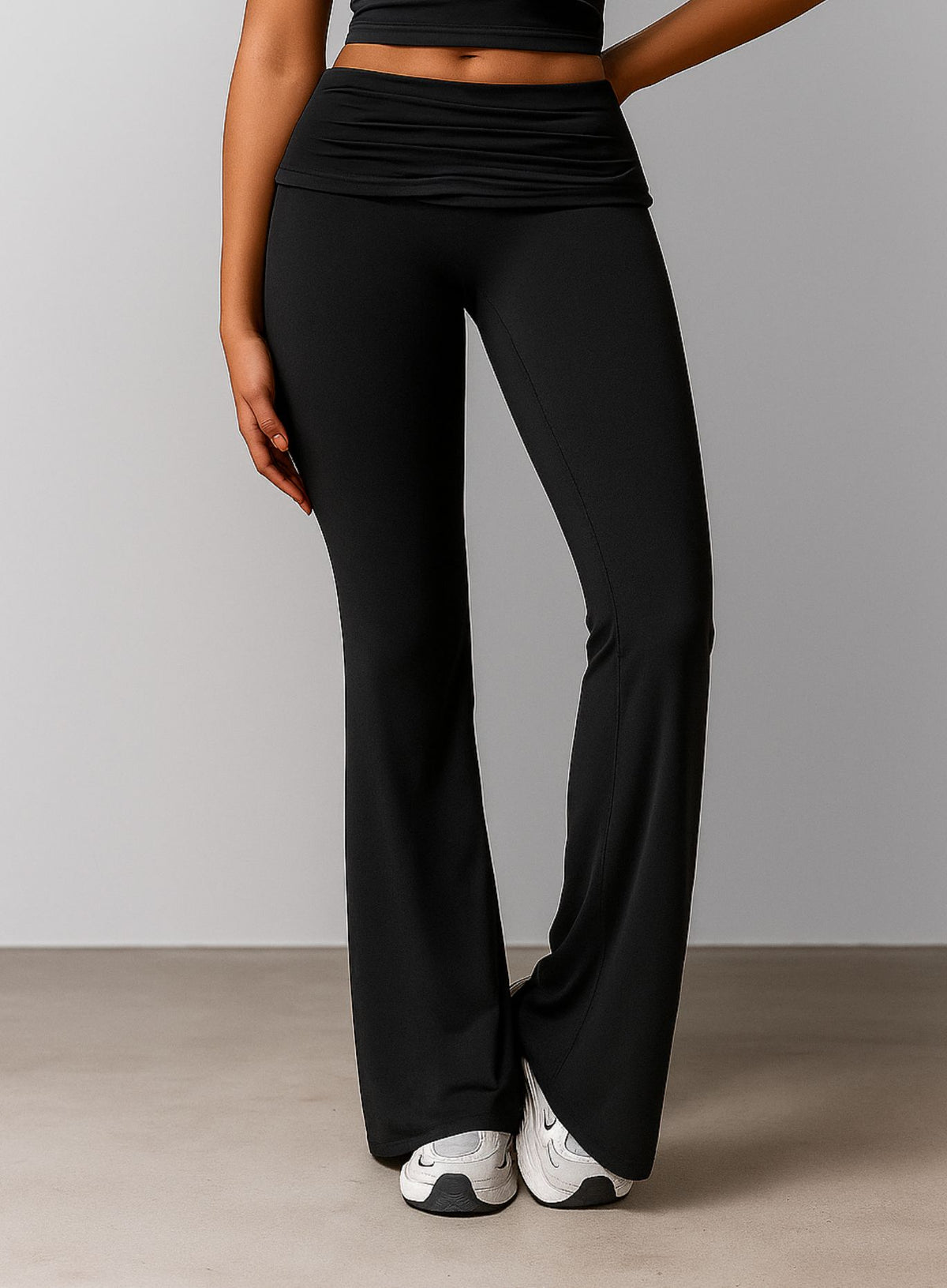 FlowRise - Ruched Waist Legging - Black - VECTOR SPORTSWEAR