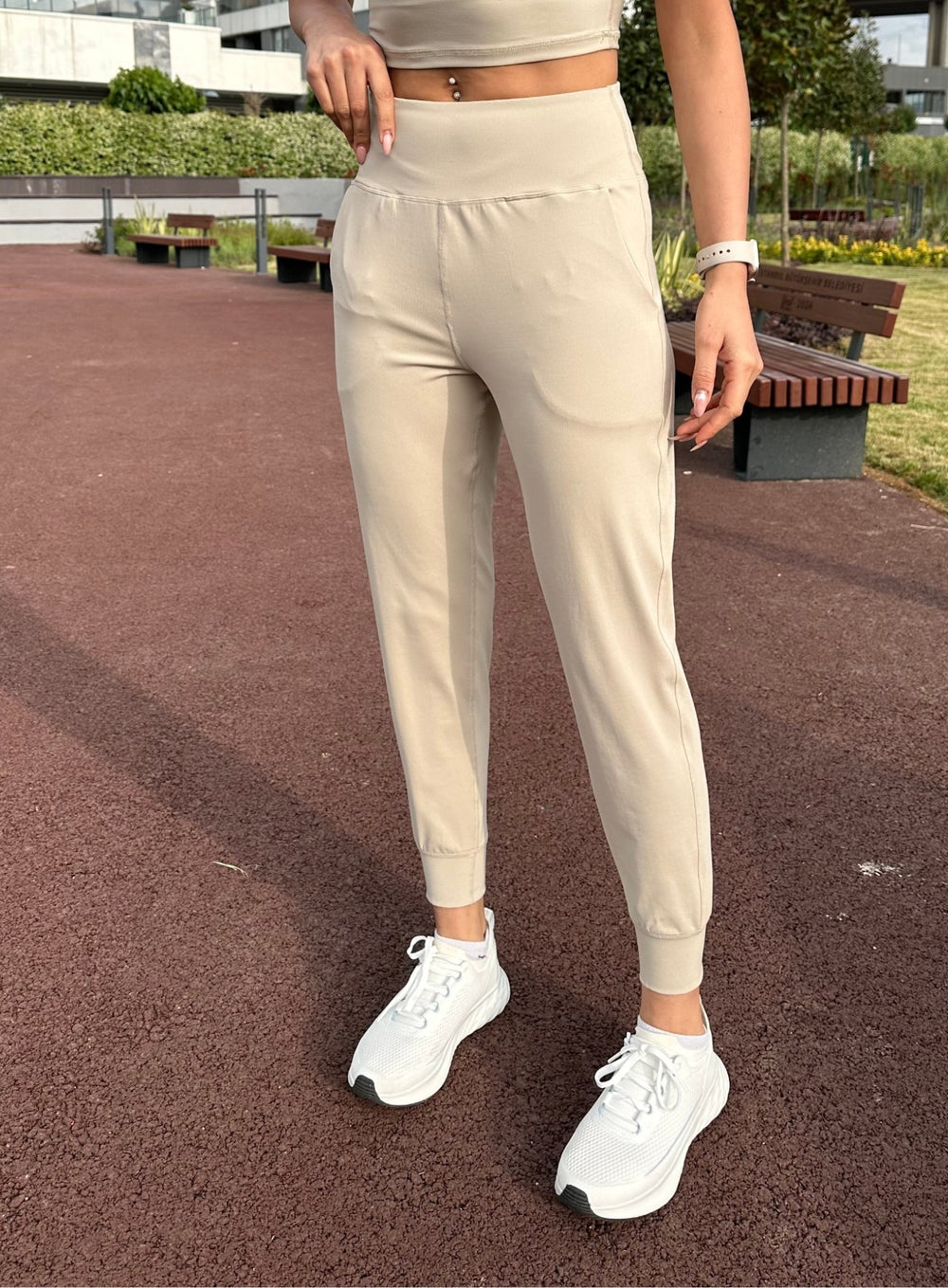 ONYX - Extra Soft Jogger - Beige - VECTOR SPORTSWEAR