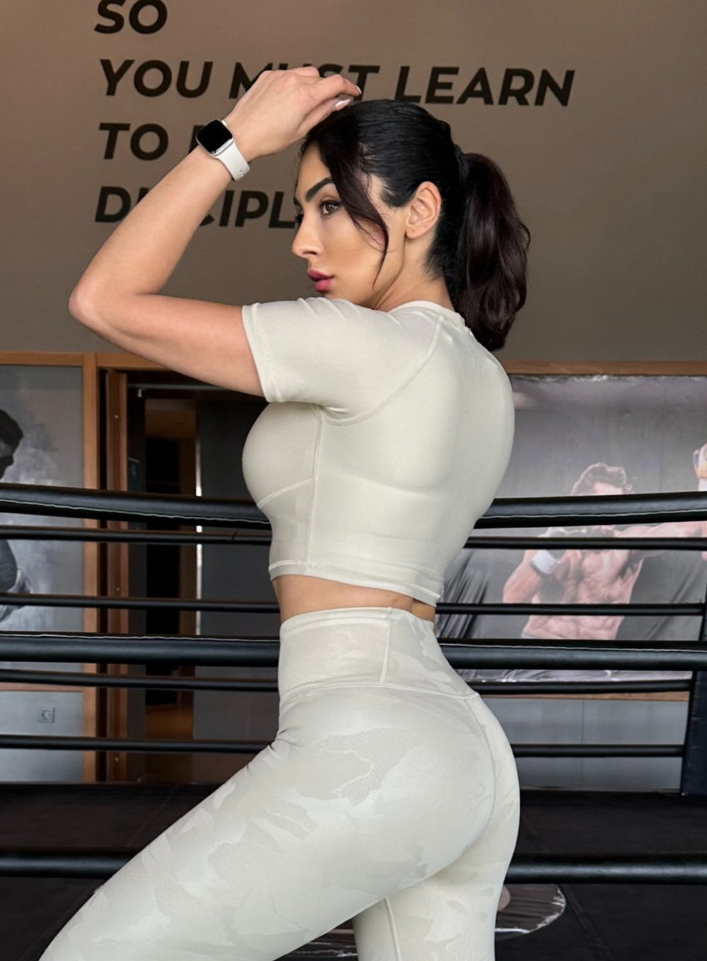 SKADI - Short Sleeves Crop Top - Beige - VECTOR SPORTSWEAR