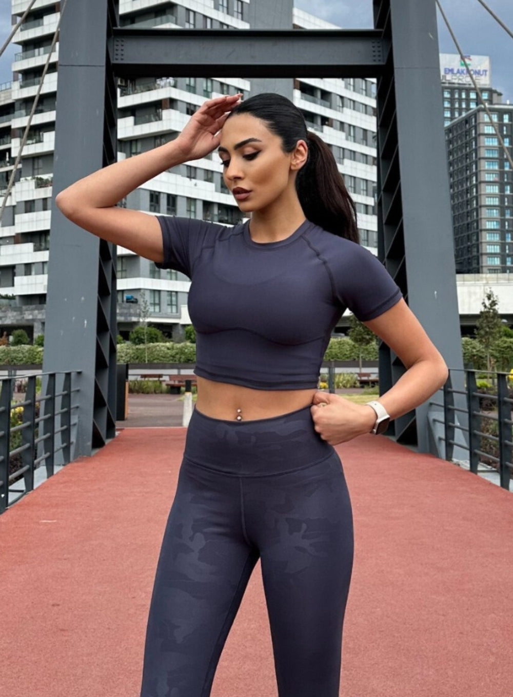 SKADI - Short Sleeves Crop Top - Navy Blue - VECTOR SPORTSWEAR