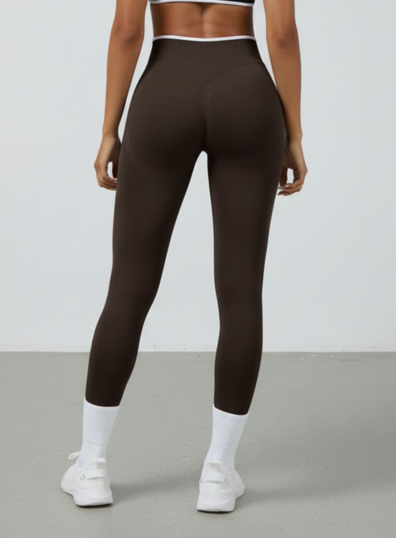 SculptCurve - HydraFit Seamless Legging - Brown