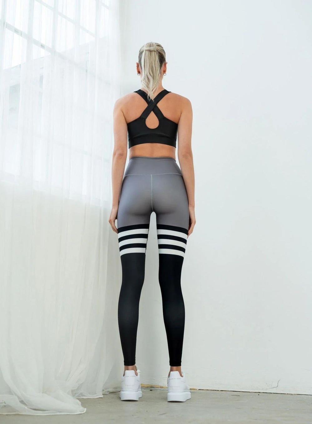 THRUD - Monochrome Harmony Line Legging - Black And Grey - VECTOR SPORTSWEAR