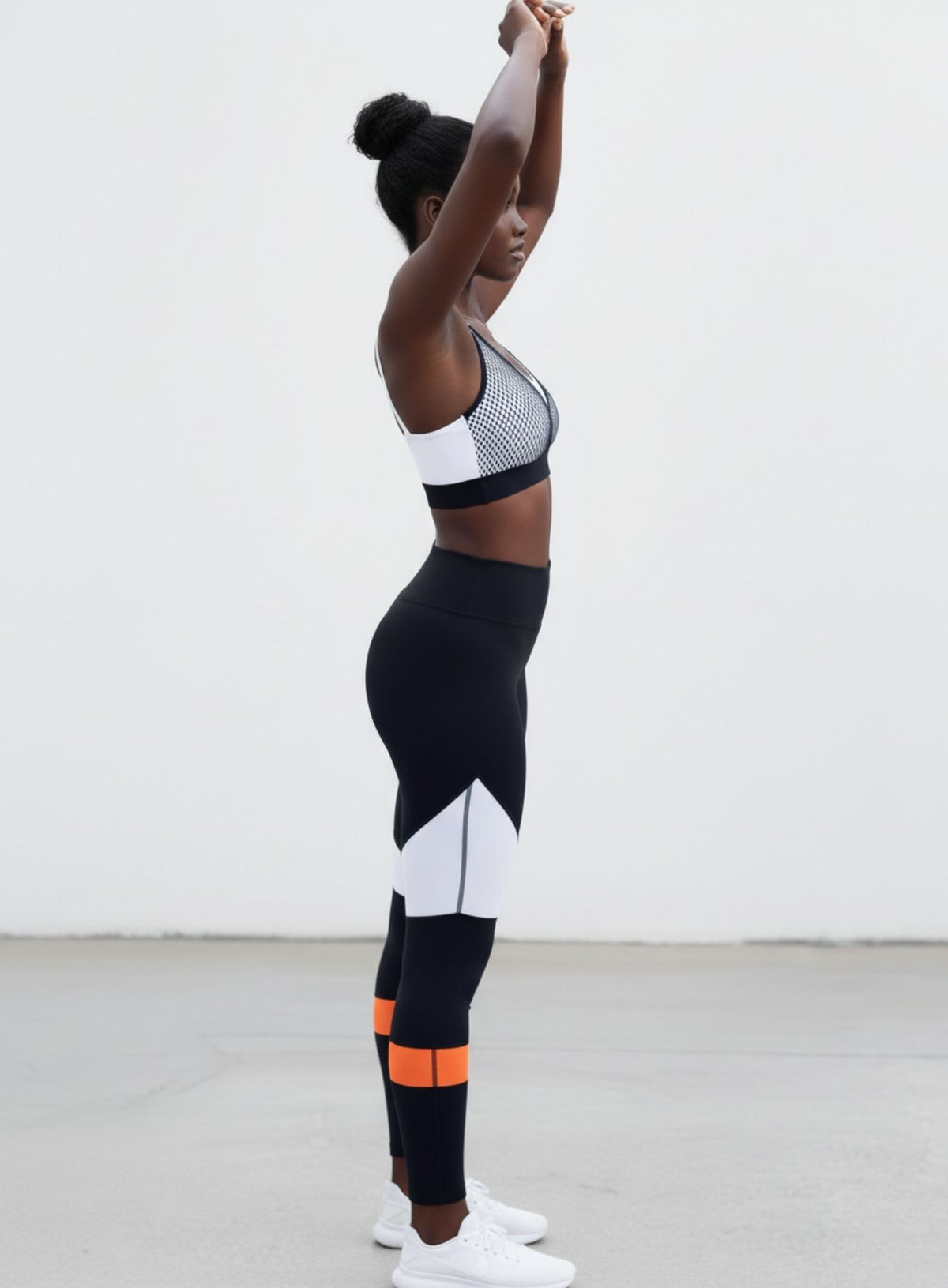 Performance Mesh Sports Bra - Black & White - VECTOR SPORTSWEAR