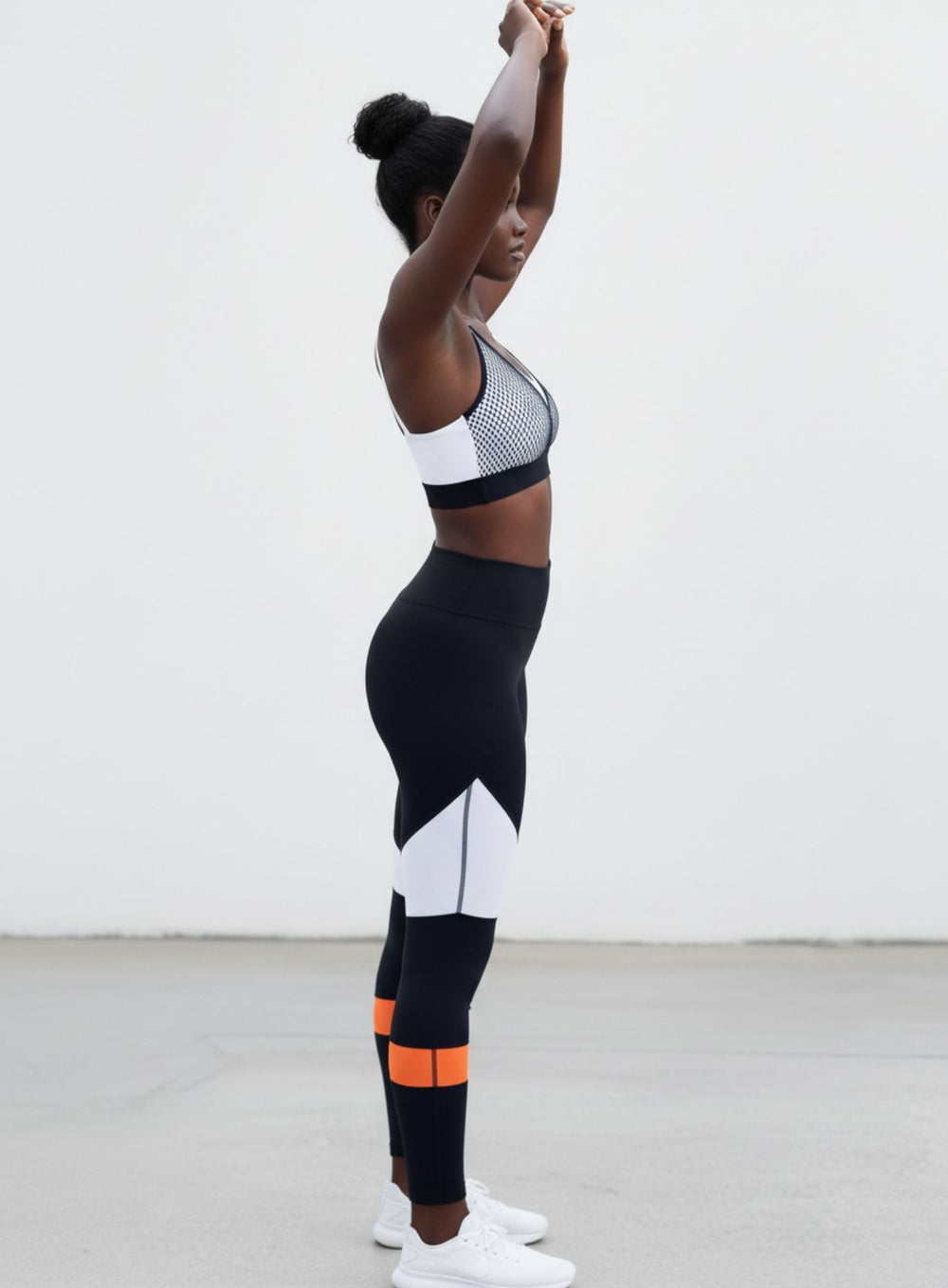 Performance Mesh Sports Bra - Black & White - VECTOR SPORTSWEAR