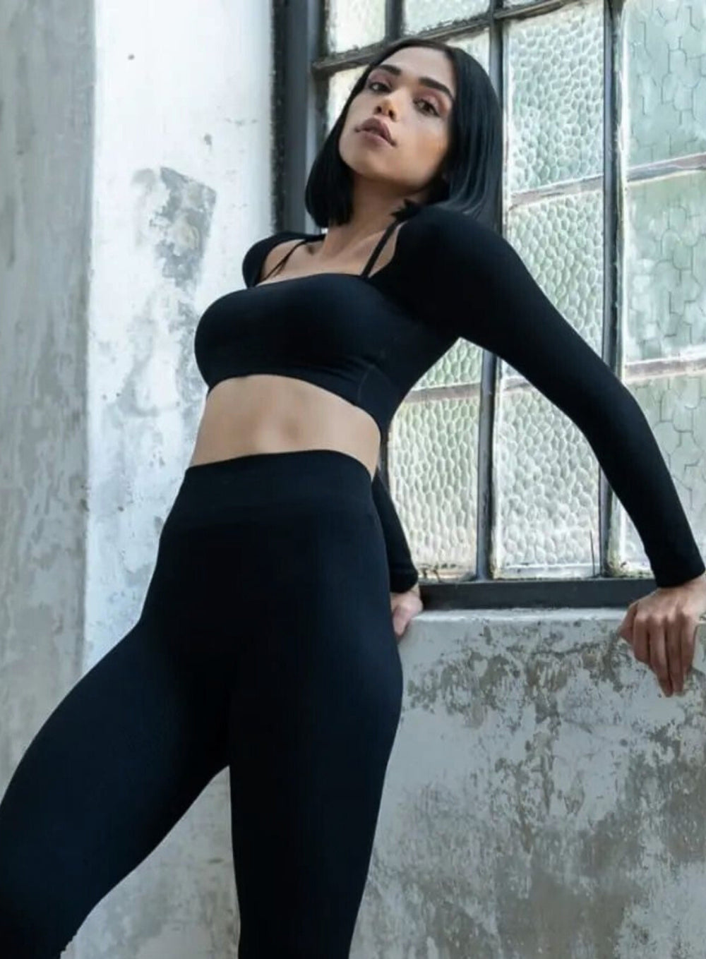 VESTA - HYDRAFIT RIBBED SEAMLESS LONG SLEEVES - BLACK - VECTOR SPORTSWEAR