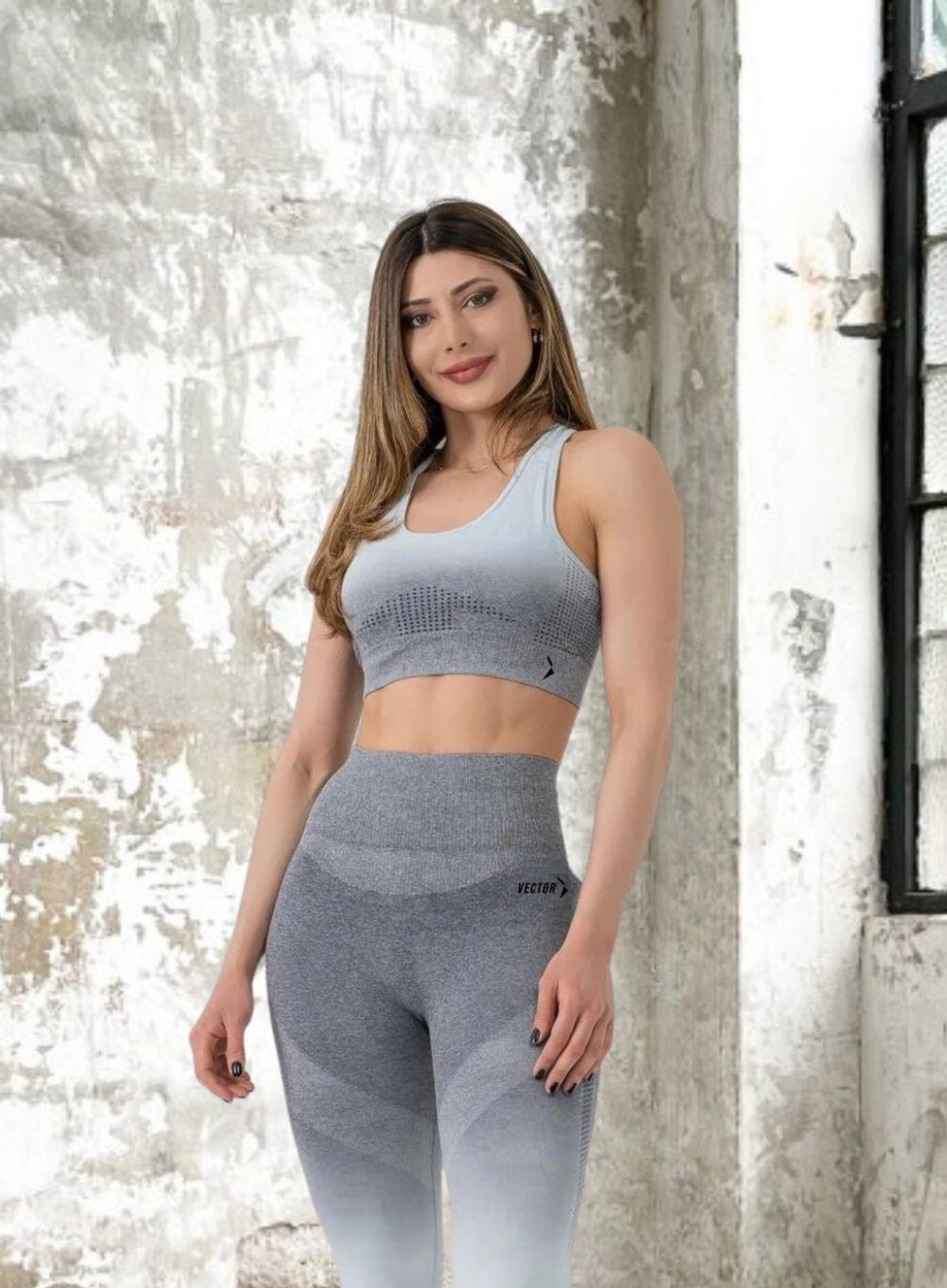 HERA - HYDRAFIT SEAMLESS SPORTS BRA - SHADED GREY - VECTOR SPORTSWEAR