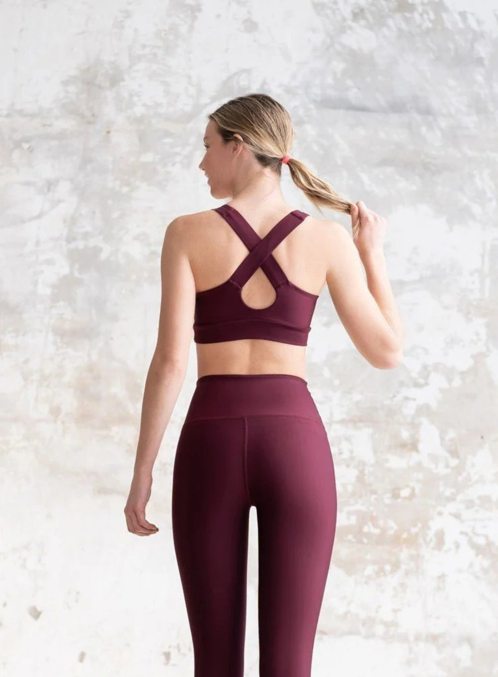 HERA - HELIX SPORTS BRA - DAMSON - VECTOR SPORTSWEAR