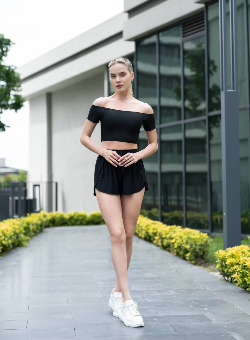 SKADI - PERFORMANCE SHORT - BLACK - VECTOR SPORTSWEAR