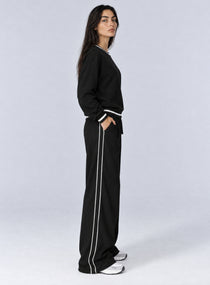 Casual Loose Fit Sweater - Black