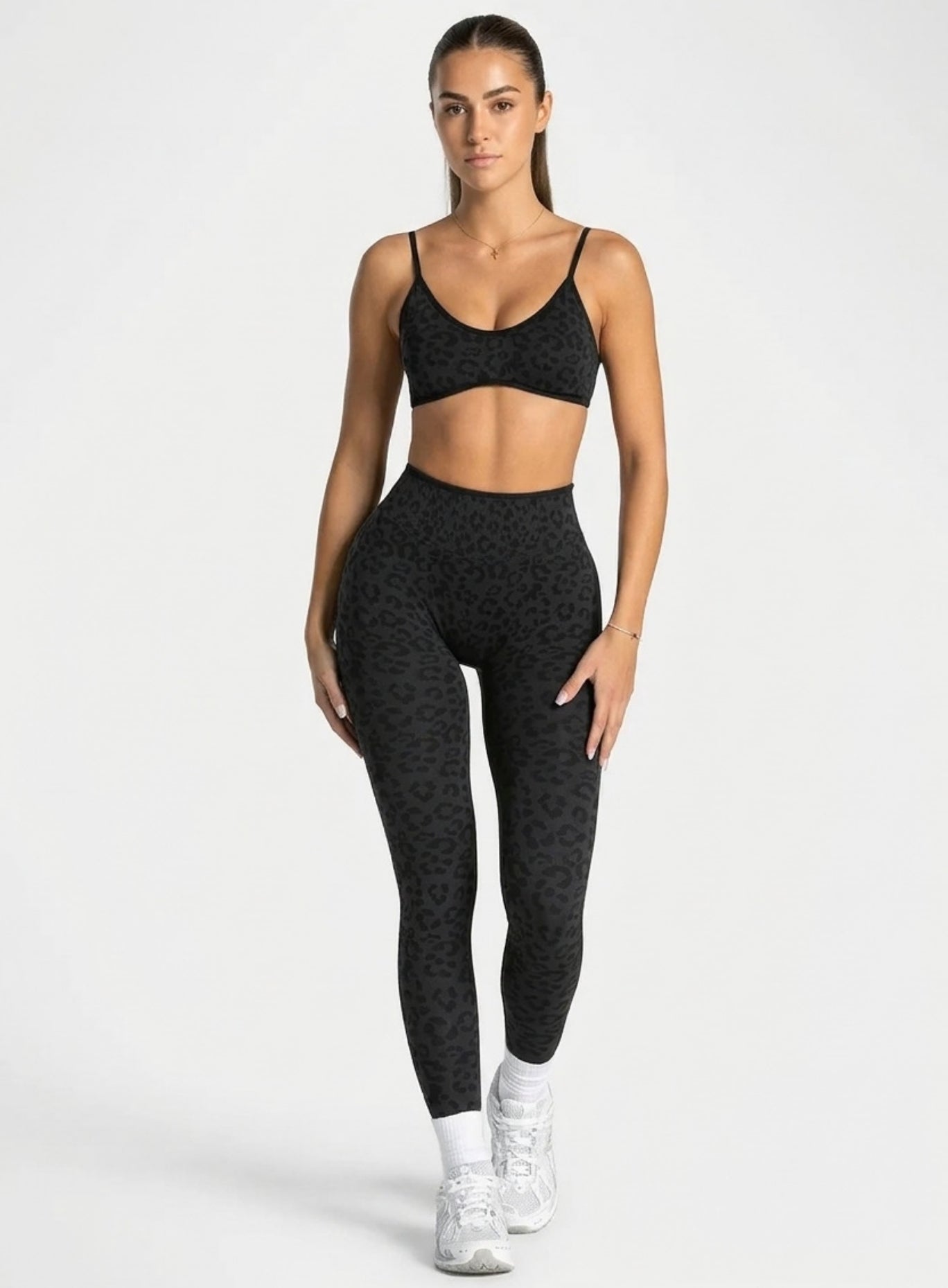 HydraFit Leopard Scrunch Leggings - Black