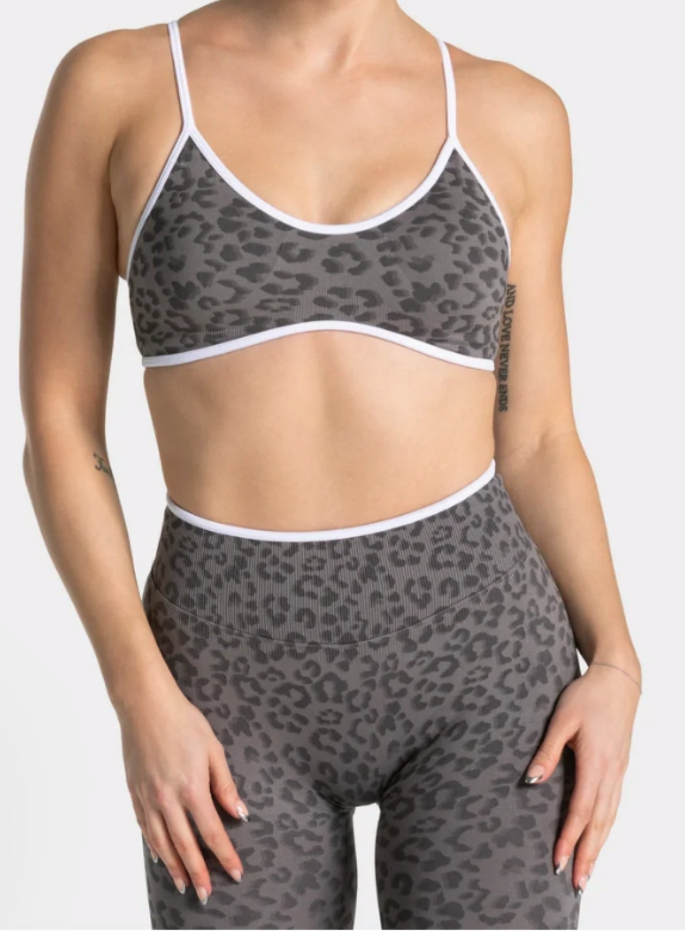 Athletica™ Leopard Sports Bra – Gray