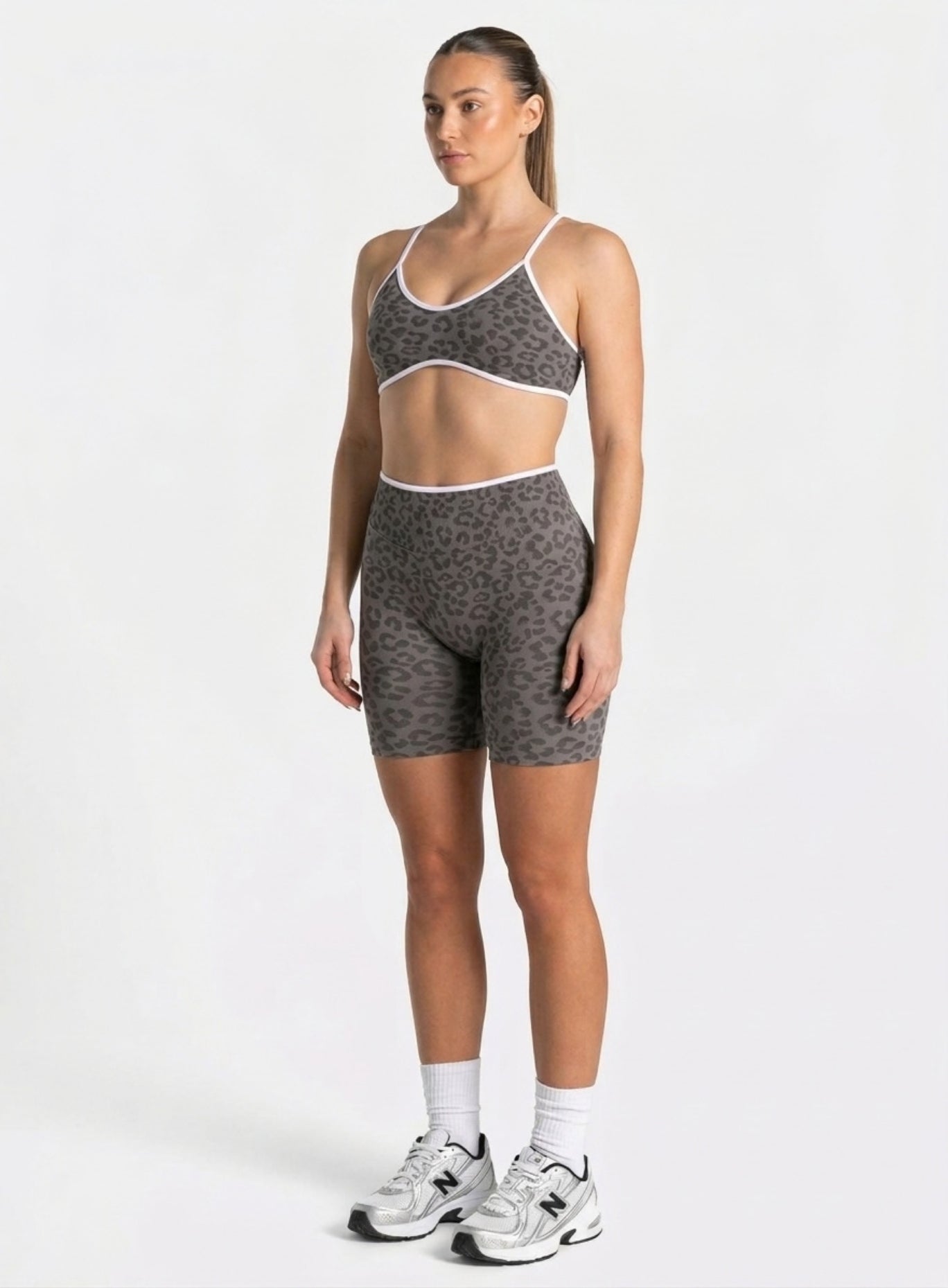 Athletica™ Leopard Sports Bra – Gray
