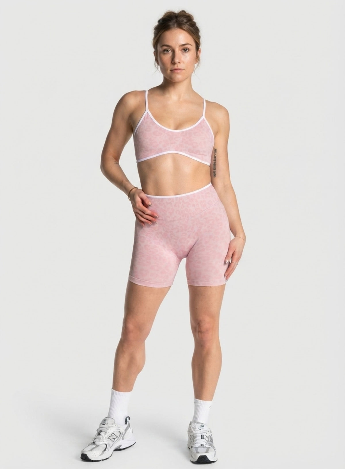 Athletica™ Leopard Sports Bra – Pink