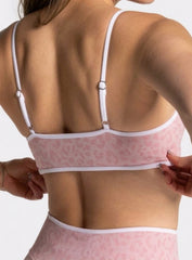 Athletica™ Leopard Sports Bra – Pink