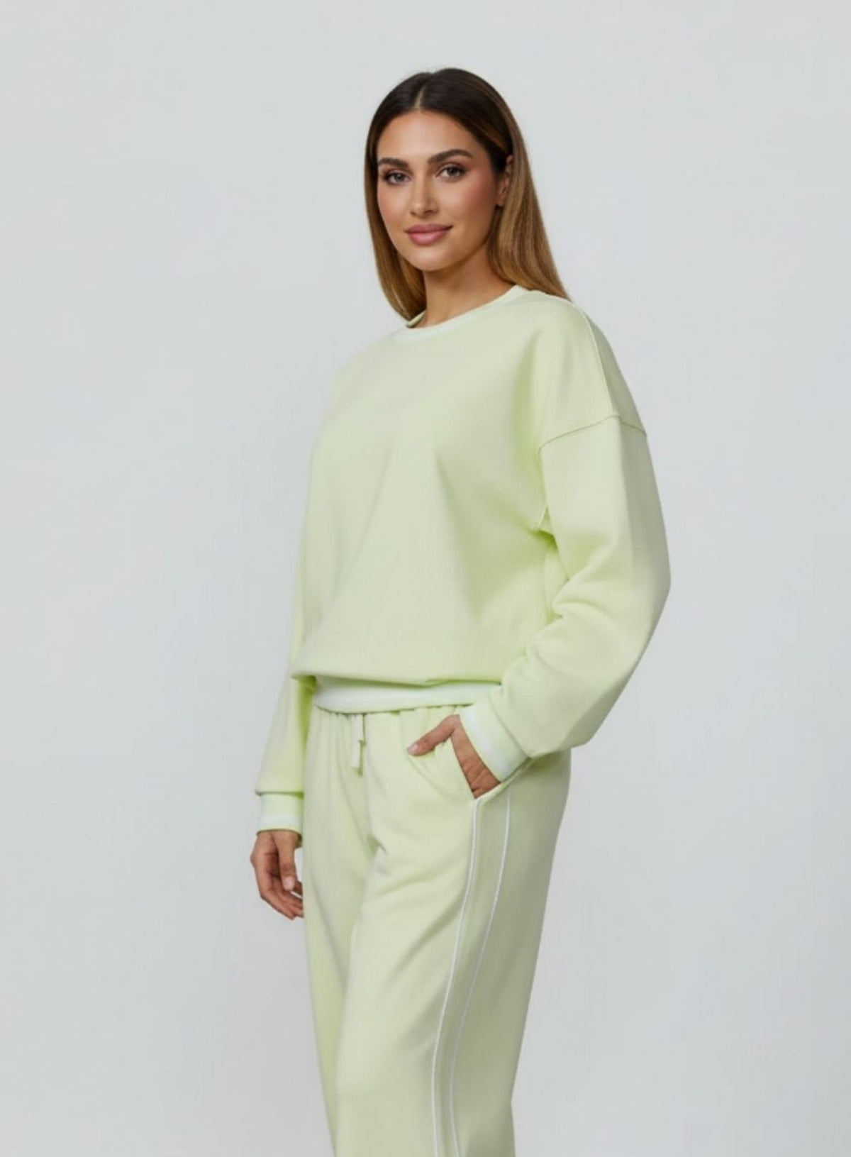 vector sportswear - Women’s casual loose fit sweater pullover