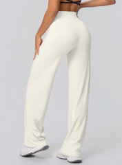 CloudFlow™ Flare Leggings - Light Ivory