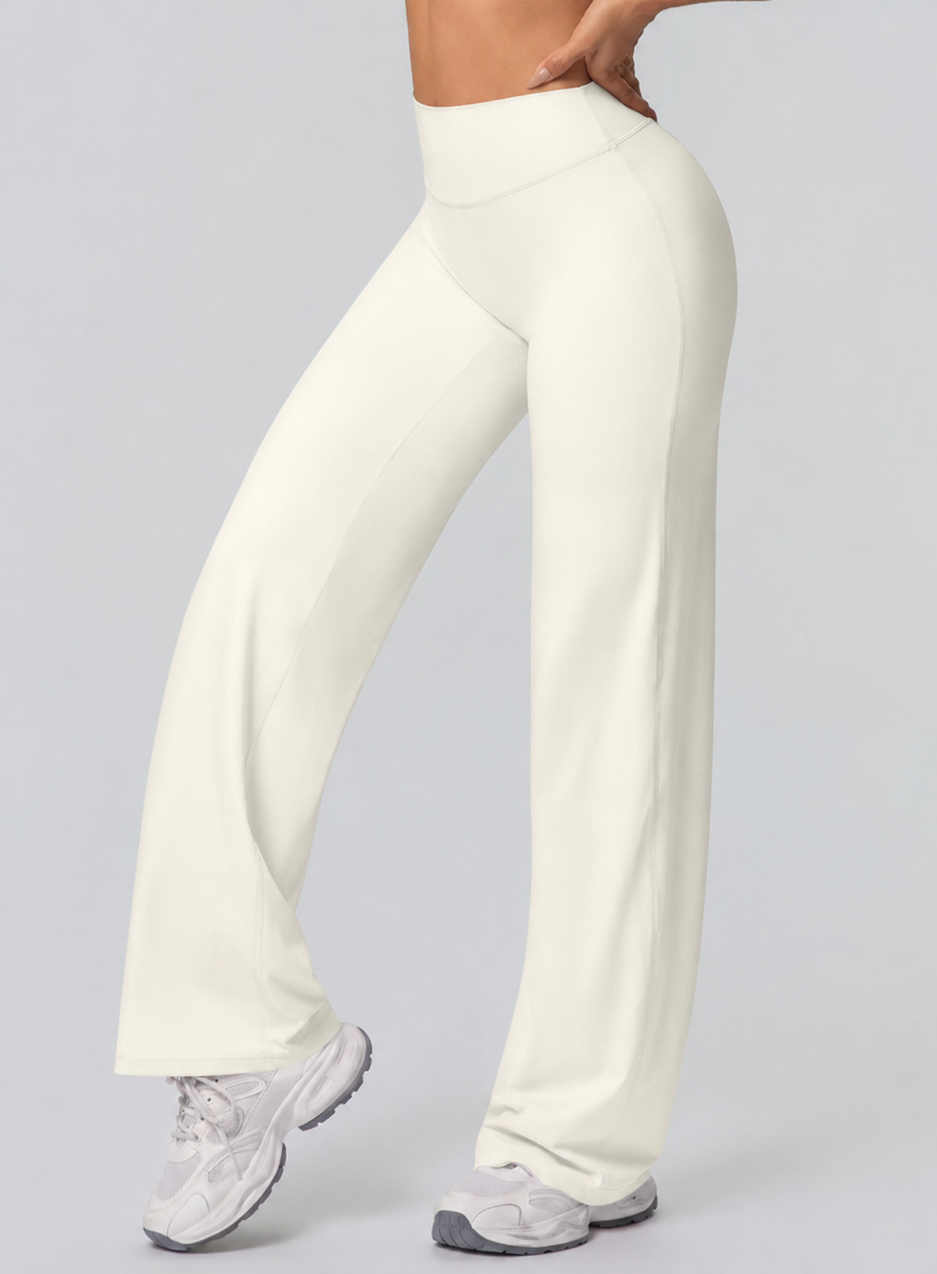 CloudFlow™ Flare Leggings - Light Ivory