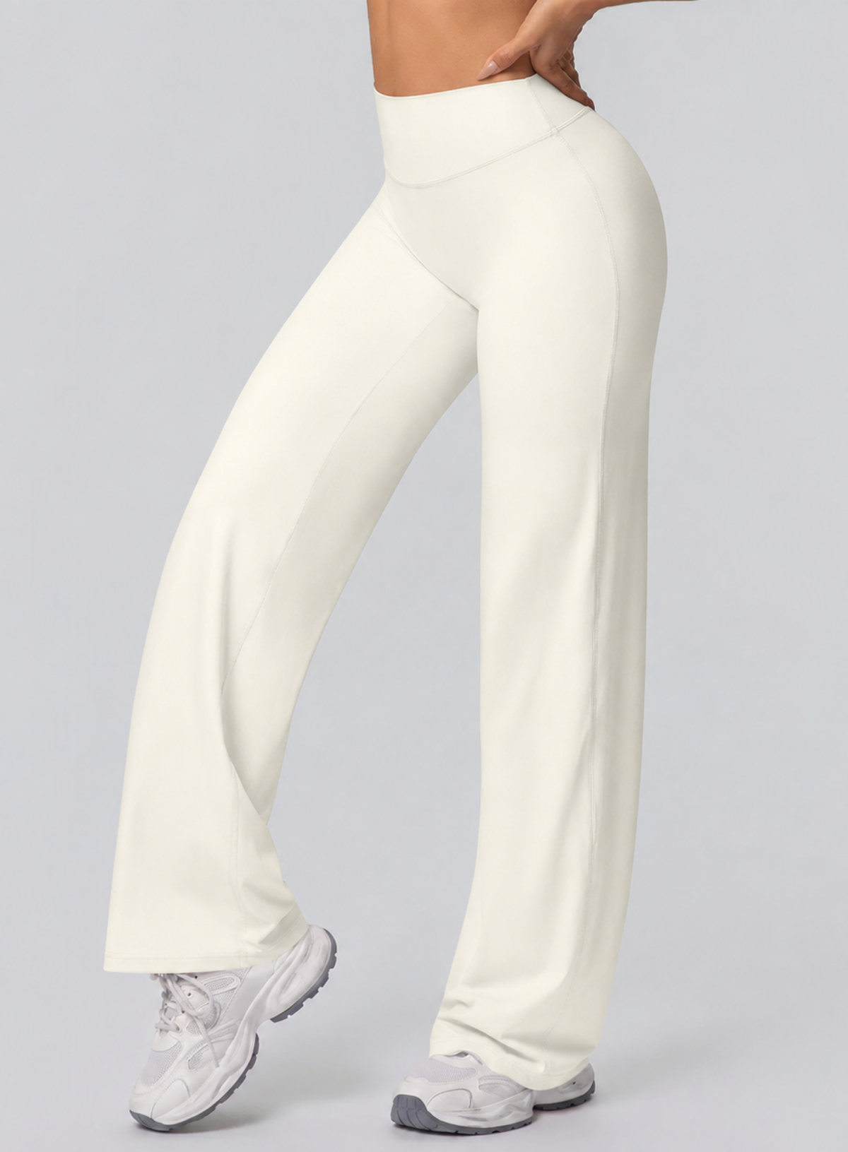 CloudFlow™ Flare Leggings - Light Ivory