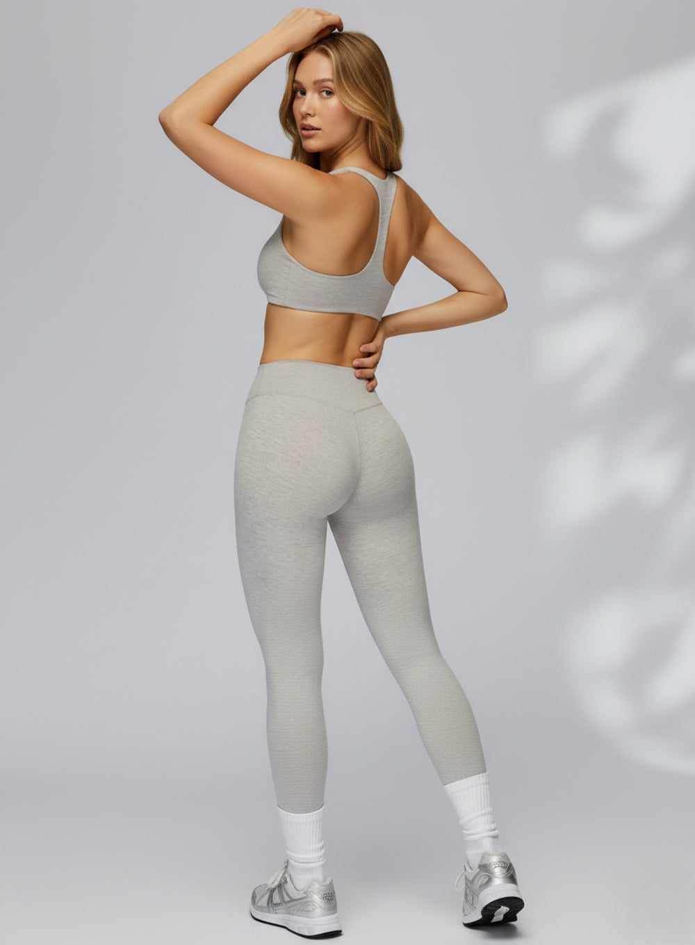 Women’s brushed seamless high-support sports bra with soft sculpt fit and ribbed underband | Vectorsportswear