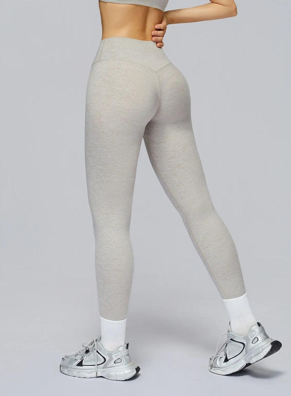 Women's CloudSense brushed seamless high-waist leggings in soft sculpt fit for gym and yoga | Vectorsportswear