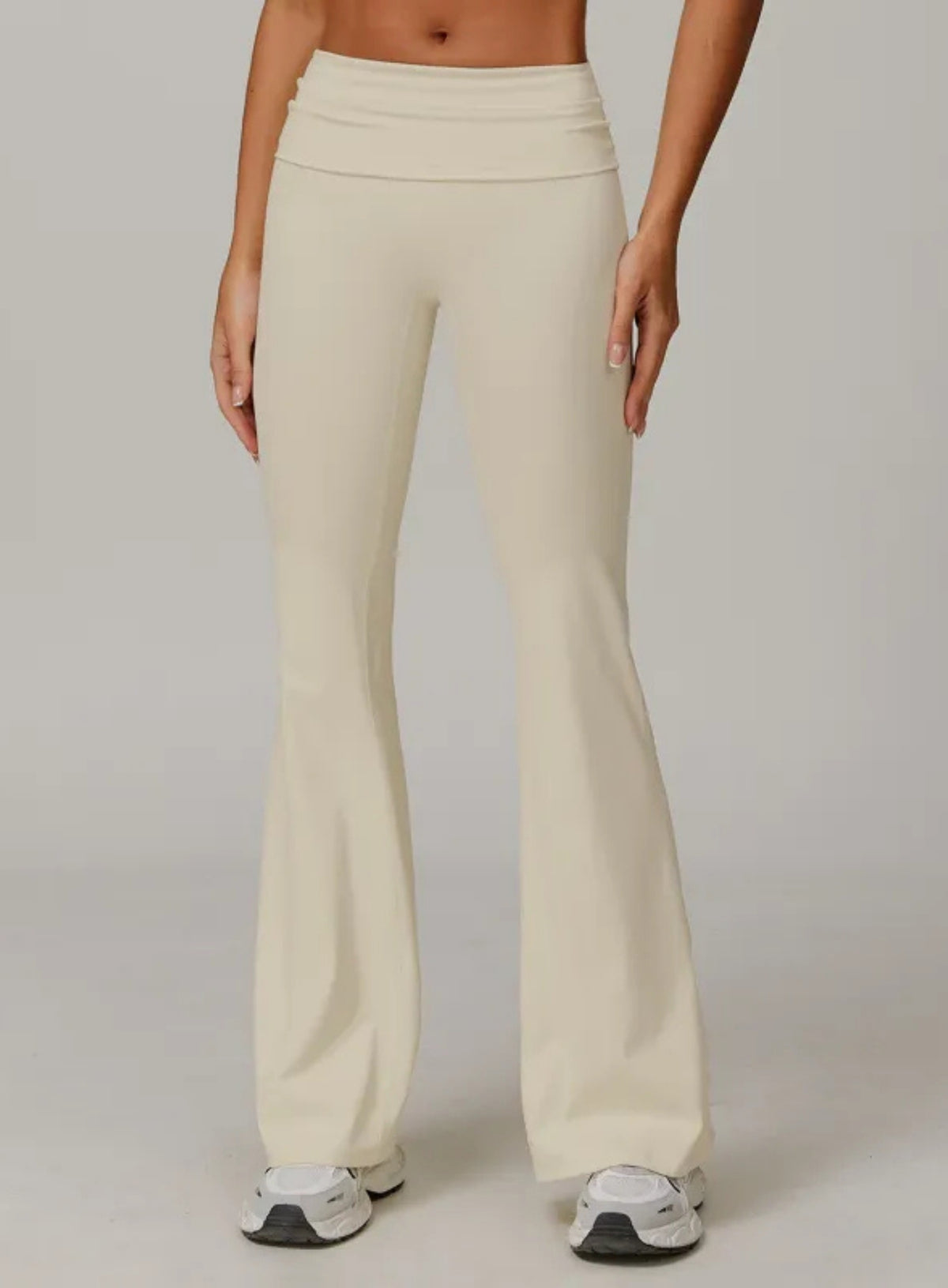 FlexFold™ Flare Leggings - Apricot Cream