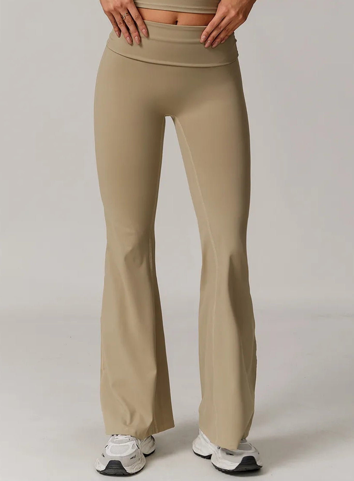 FlexFold™ Flare Leggings - Deep Khaki