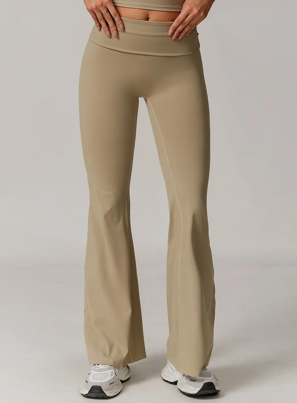 FlexFold™ Flare Leggings - Deep Khaki