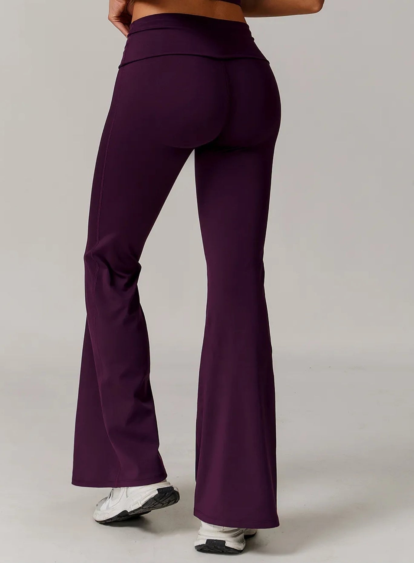FlexFold™ Flare Leggings - Grape Purple