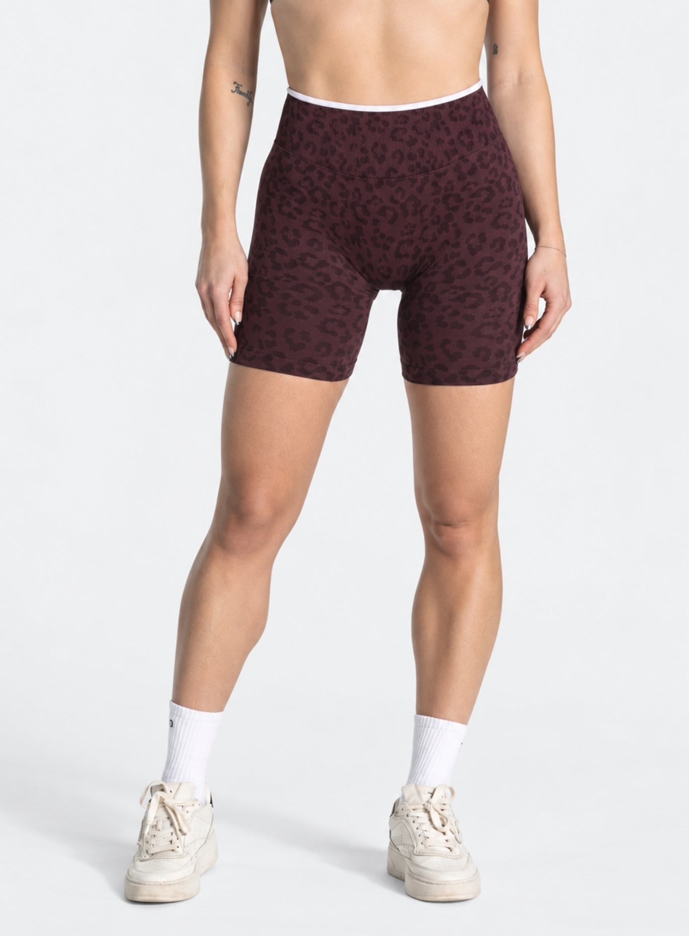 Leopard Scrunch Shorts - Merlot