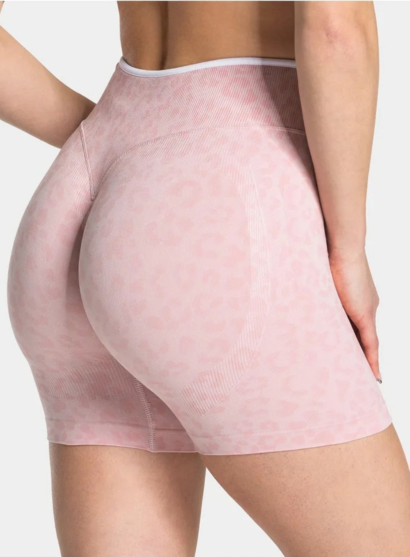 Leopard Scrunch Shorts - Pink