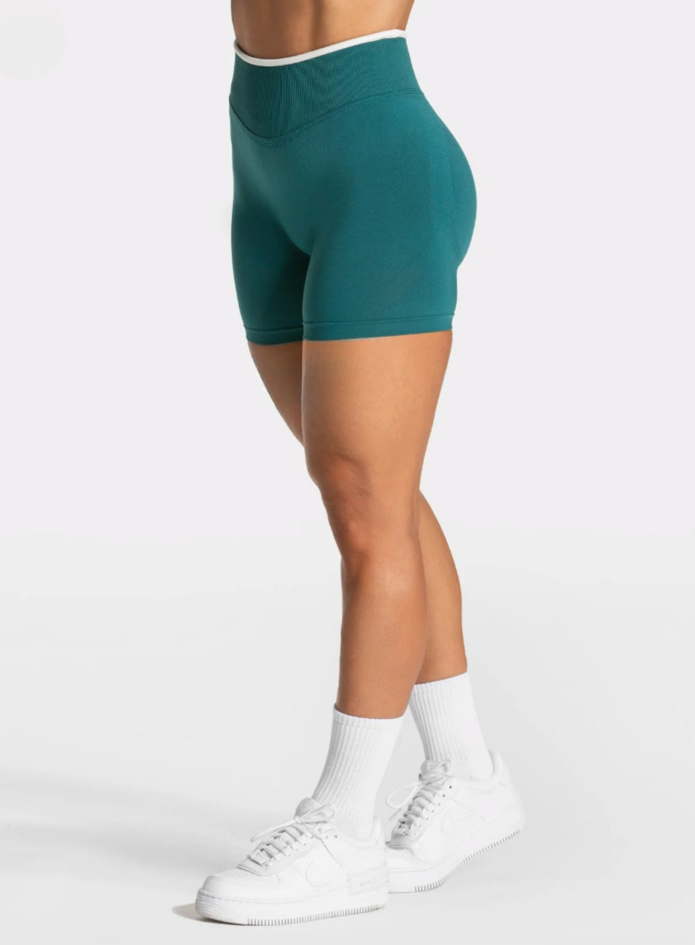SculptCurve HydraFit Seamless Training Shorts – Green - VECTOR SPORTSWEAR