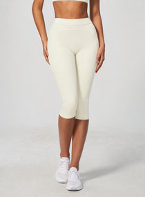 VELA™ Contour Capri Leggings - Warm Ivory
