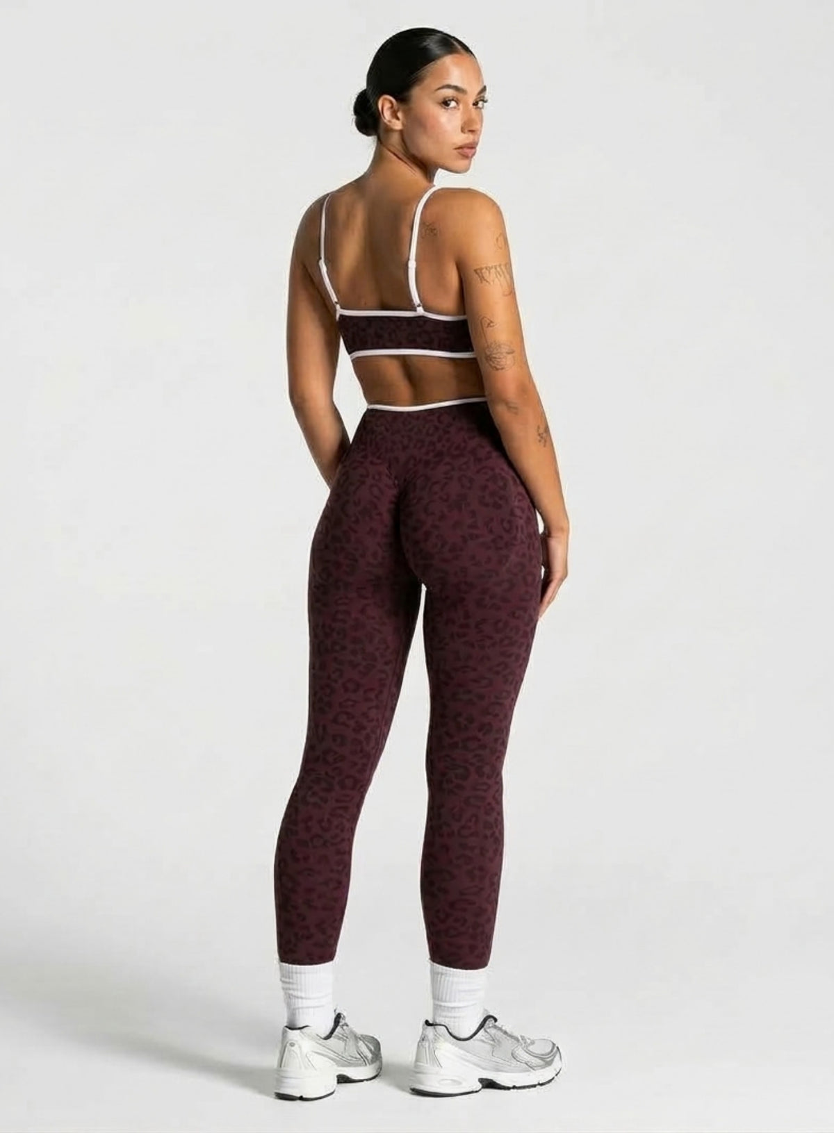 Athletica™ Leopard Sports Bra – Merlot