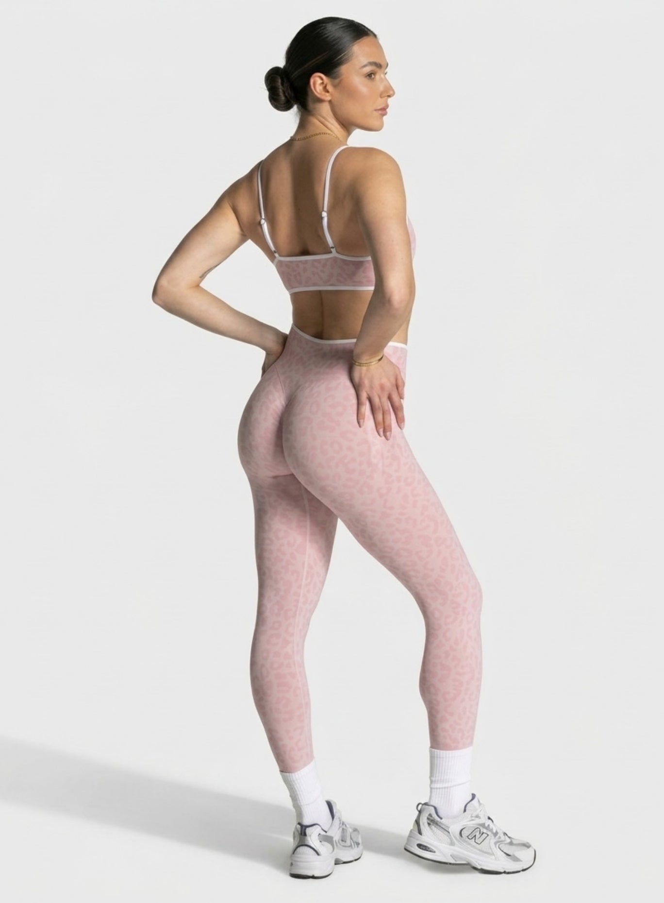 HydraFit Leopard Scrunch Leggings - Pink
