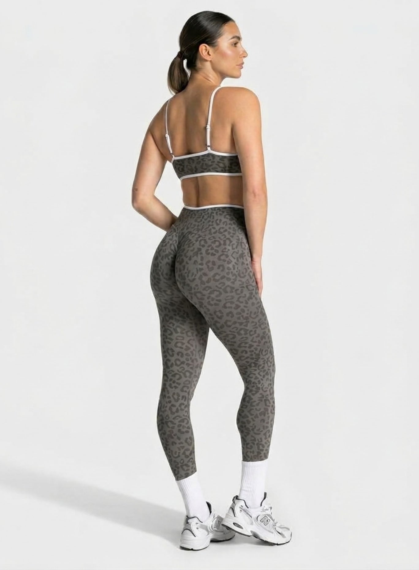 HydraFit Leopard Scrunch Leggings - Gray