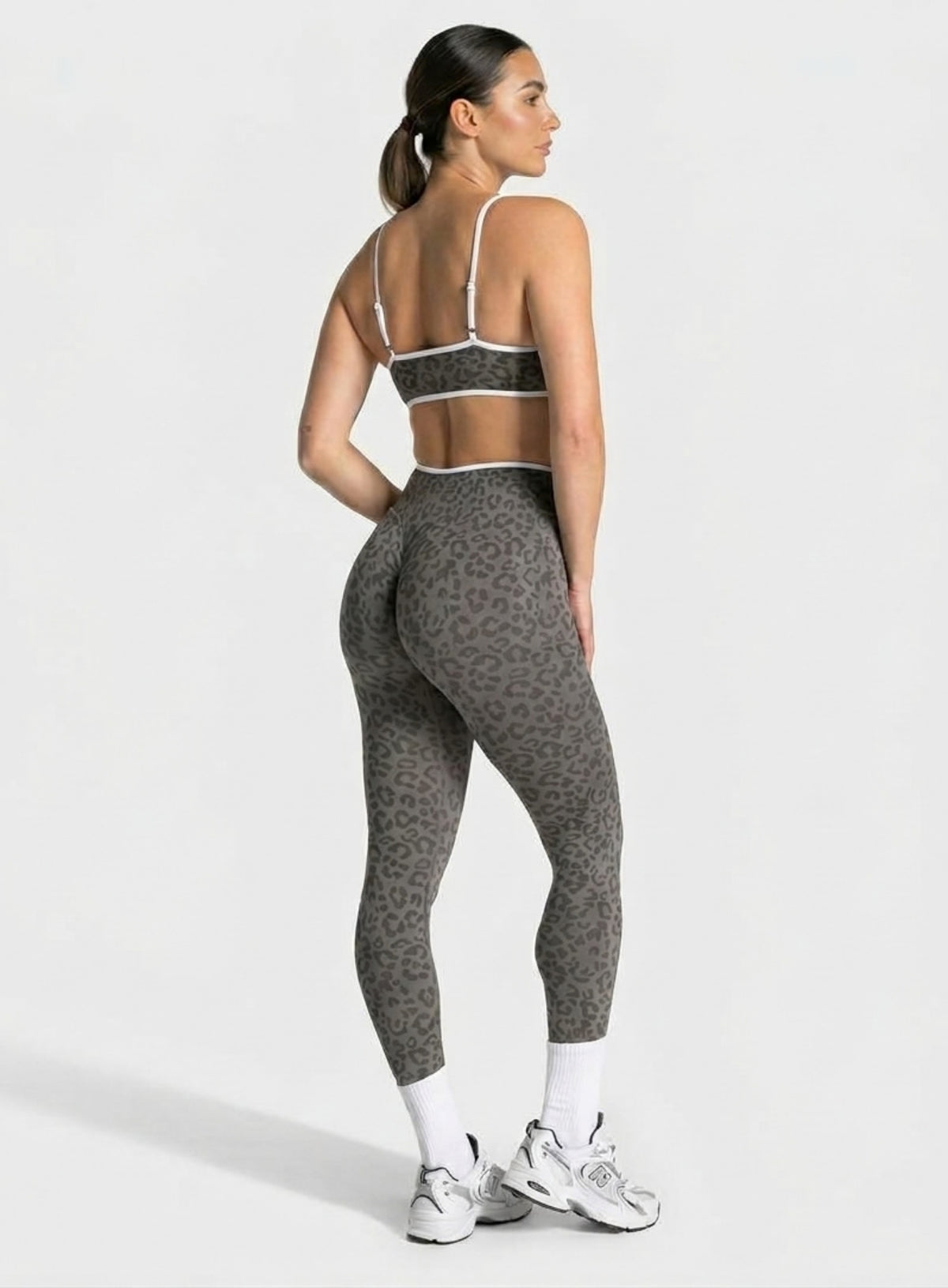 Athletica™ Leopard Sports Bra – Gray