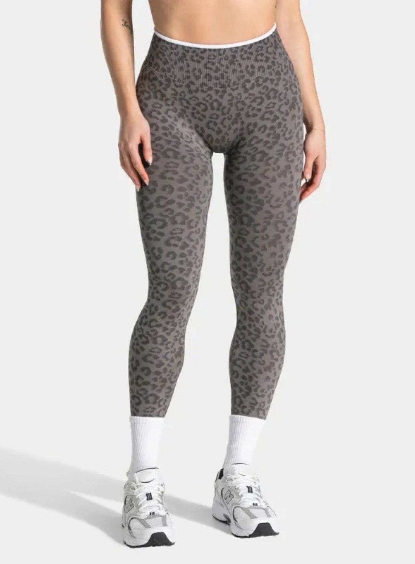 HydraFit Leopard Scrunch Leggings - Gray