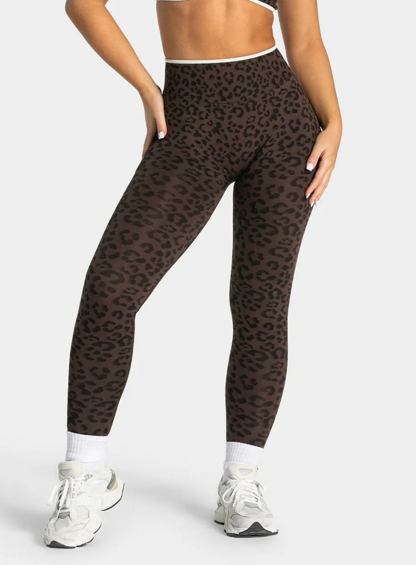 HydraFit Leopard Scrunch Leggings - Espresso
