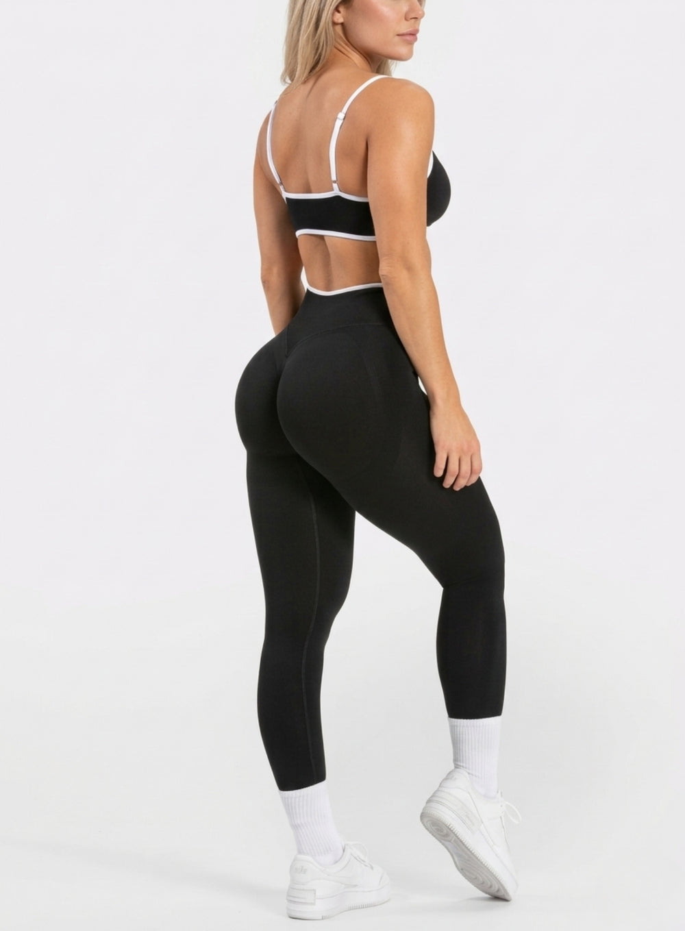 SculptCurve - HydraFit Seamless Legging - Black - VECTOR SPORTSWEAR