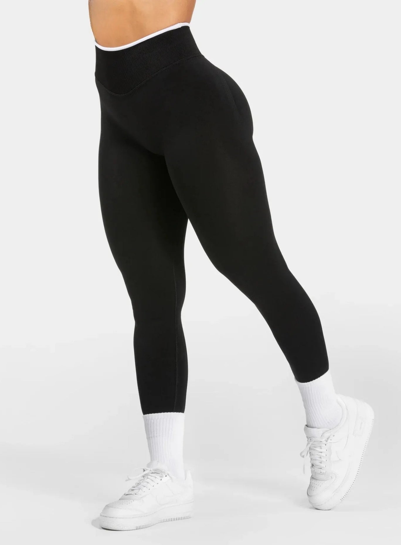 SculptCurve - HydraFit Seamless Legging - Black - VECTOR SPORTSWEAR