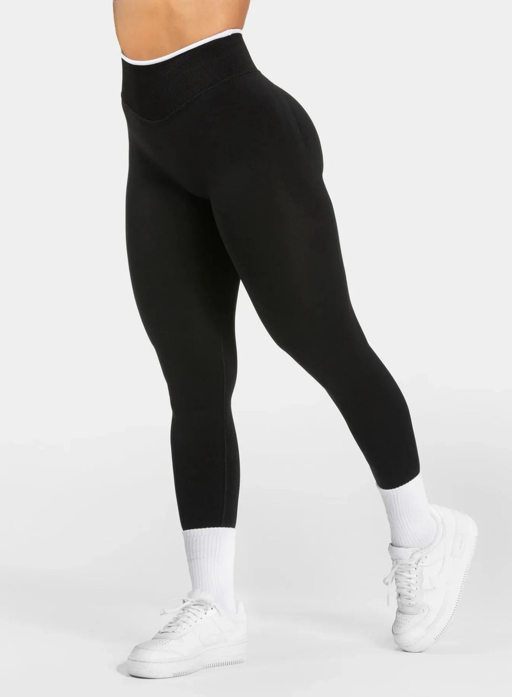 SculptCurve - HydraFit Seamless Legging - Black - VECTOR SPORTSWEAR