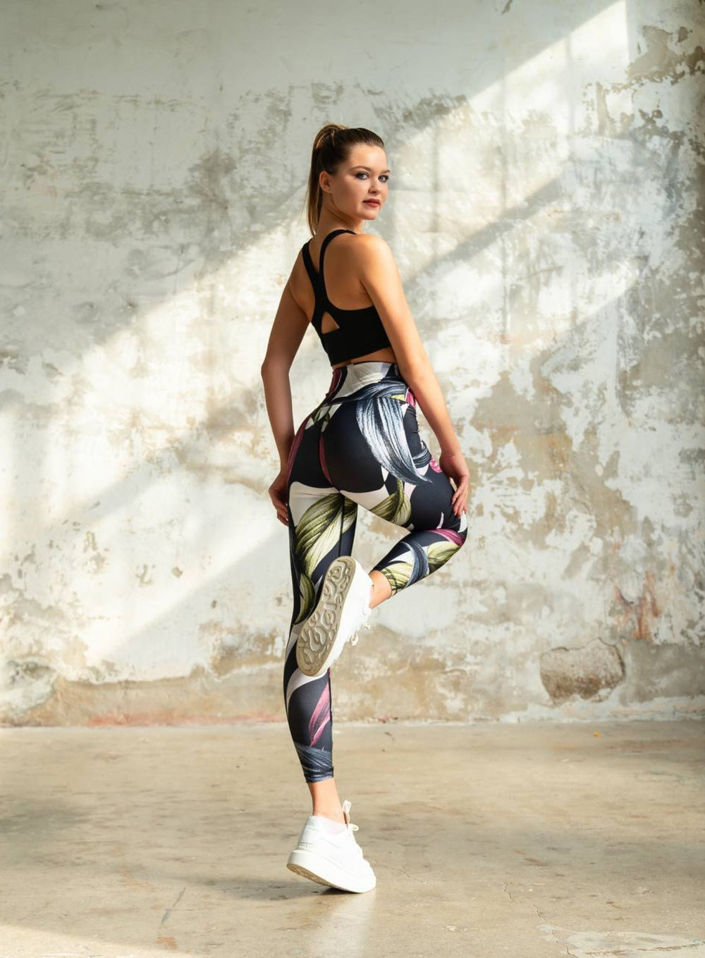 ARTEMES - STYLISH STRIDES LEGGING - VECTOR SPORTSWEAR
